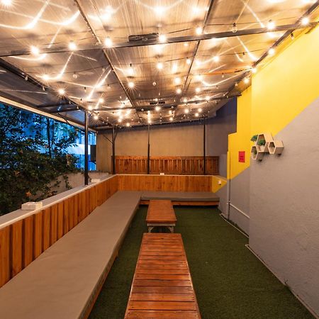 Zostel Bangalore- Indiranagar Extérieur photo